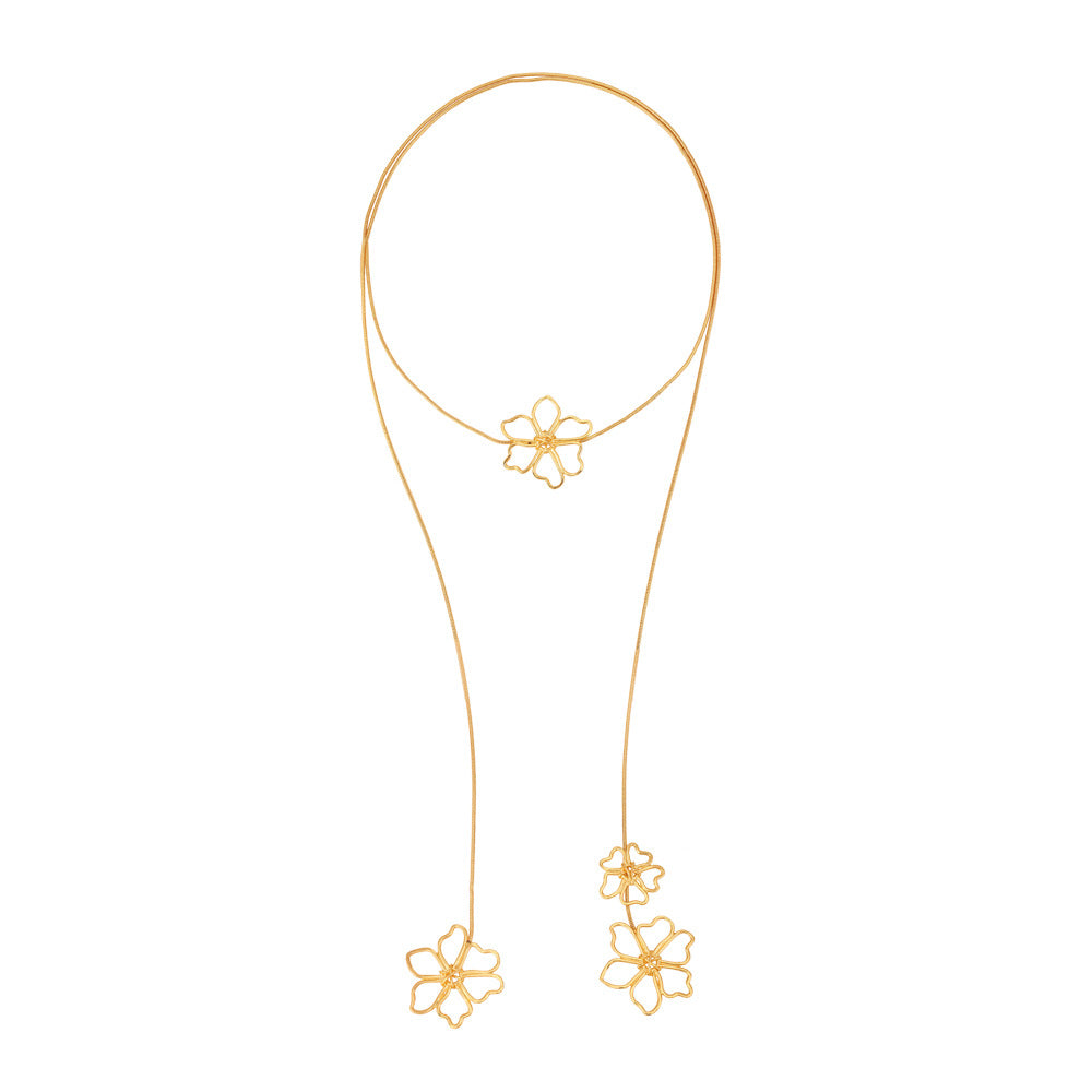 Retro long metal chain flower pendant necklace