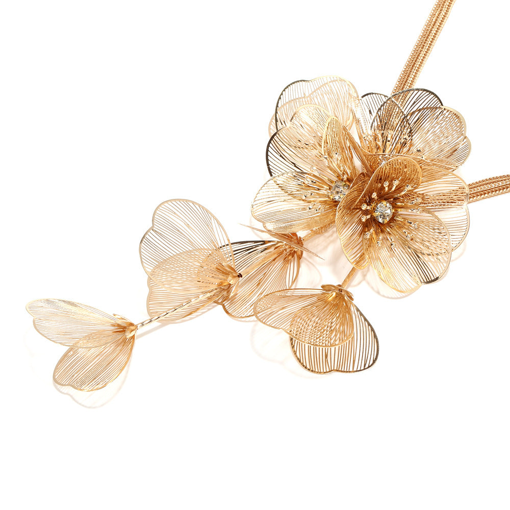 Multi-layered three-dimensional metal flower necklace